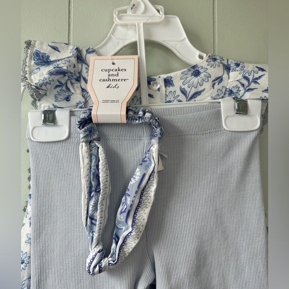 Cupcakes and Cashmere Blue Floral Dress Set With Pants - Picture 5 of 6